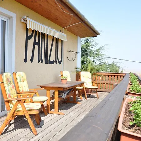 Bed and breakfast Gloriett Panzió
