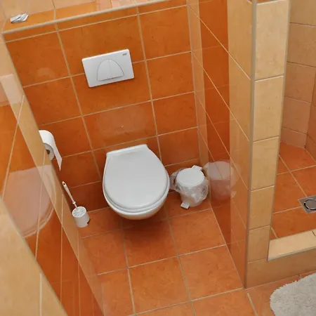 Bed & Breakfast Gloriett Panzio