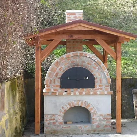 Gloriett Panzio Bed & Breakfast