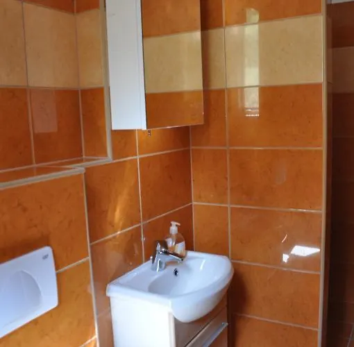 Gloriett Panzio 3*
